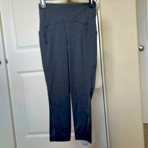 LULULEMON Swift Speed Hi-Rise Crop, gray, 4
